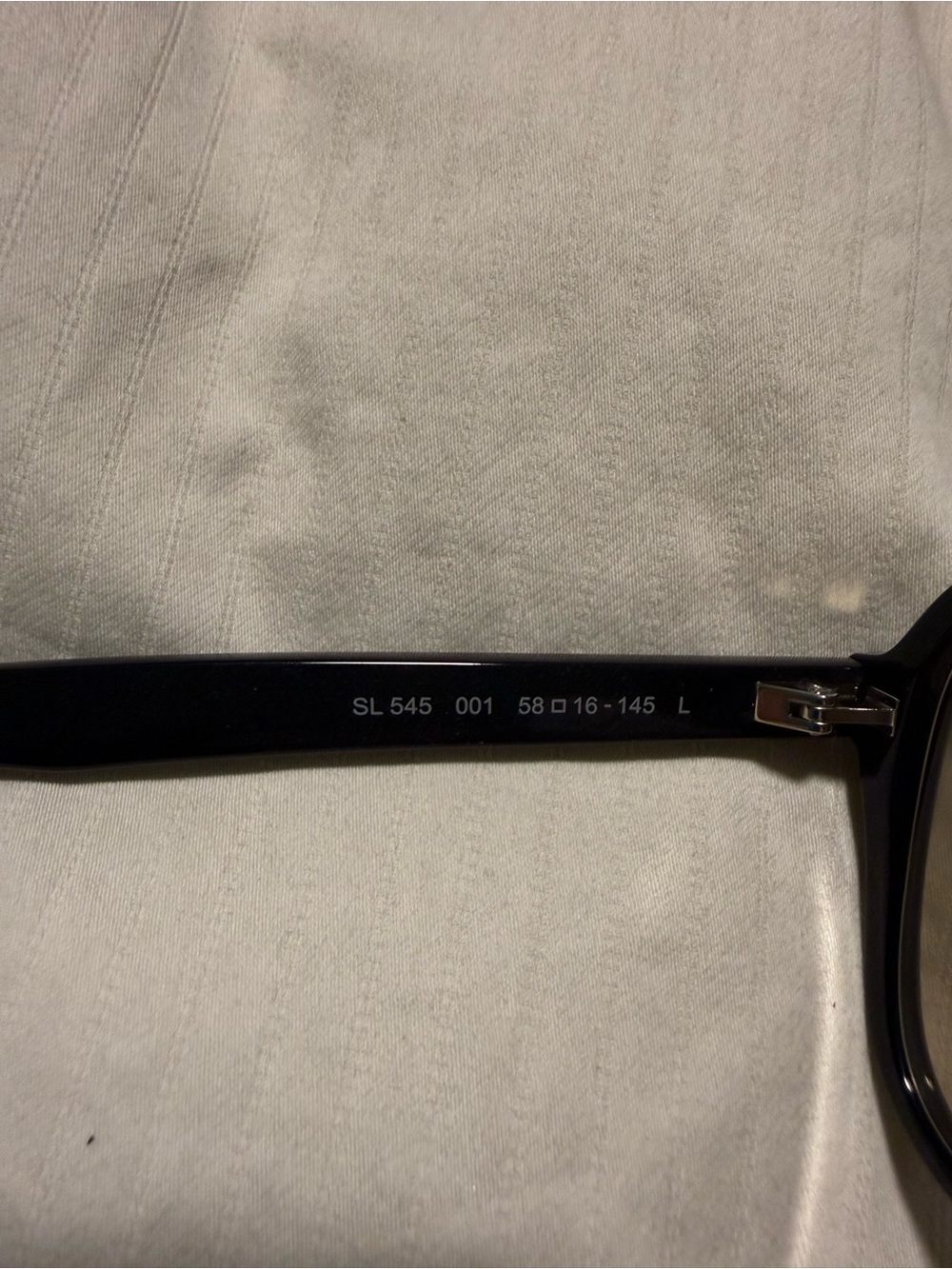 Saint Laurent SL545 001 sunglasses as seen on Miley Cyrus - Picture 3 of 9